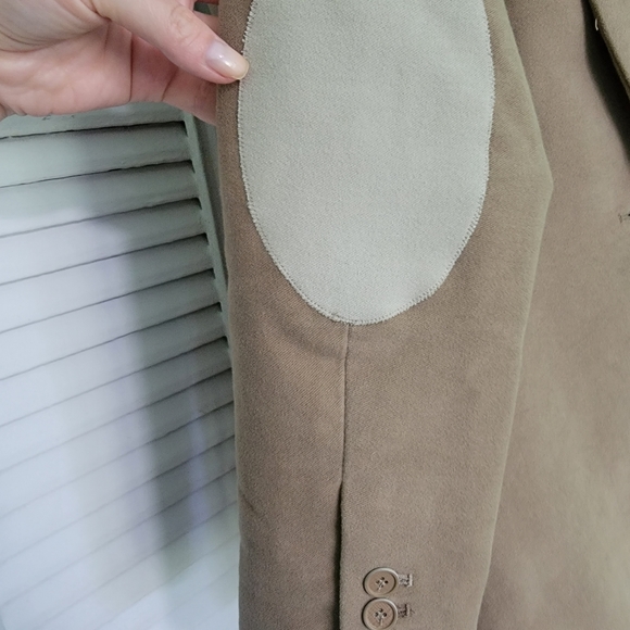 COPY - Zara Basic Suede like Tan Blazer Jacket w contrasting elbow patches sz … - Picture 3 of 4